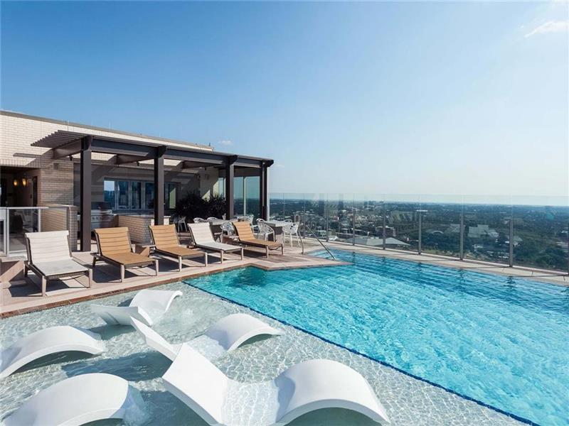 312 Bowie St in Austin, TX - Building Photo