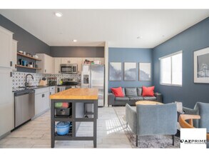 2259 W Laurie Ln in Phoenix, AZ - Building Photo - Building Photo