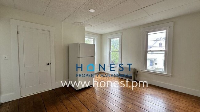 30 Sewall St in Augusta, ME - Building Photo - Building Photo