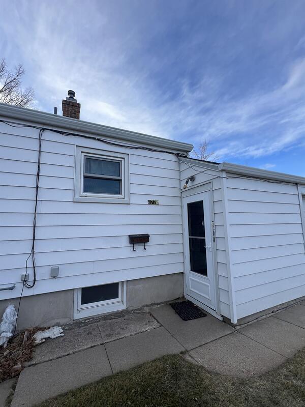 property at 1725 E 21st St