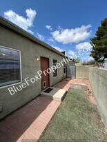 2201 N Sparkman Blvd in Tucson, AZ - Building Photo