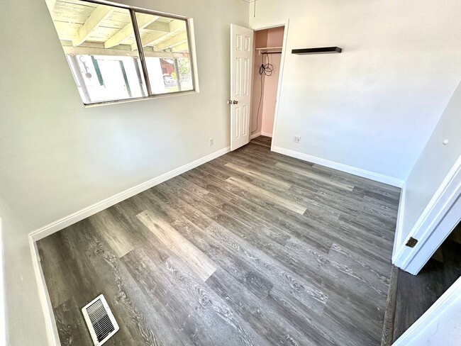 312 E 300 N in Price, UT - Building Photo - Building Photo