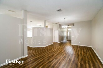 1230 American Eagle Ln in Jacksonville, FL - Building Photo - Building Photo