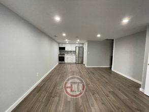 1529 Dwight Pl in Bronx, NY - Building Photo - Building Photo