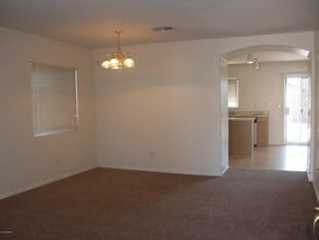 6241 W Encinas Ln in Phoenix, AZ - Building Photo - Building Photo