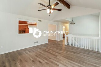 1615 SE 7th Terrace in Lee's Summit, MO - Foto de edificio - Building Photo
