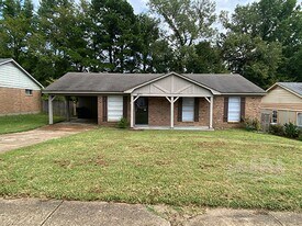 4290 Davidcrest Dr in Memphis, TN - Building Photo