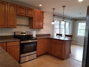 28 Barnett Rd E in Monroe, NY - Building Photo - Building Photo