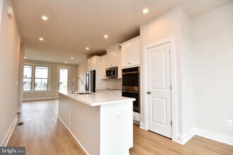 11296 ARISTOTLE St in Manassas, VA - Building Photo - Building Photo