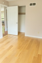 3885 W Elm Pl in Arnold, MO - Building Photo - Building Photo