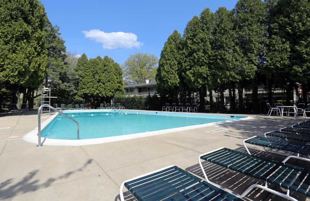 Woodmont Park Apartments Rockville, MD Apartments