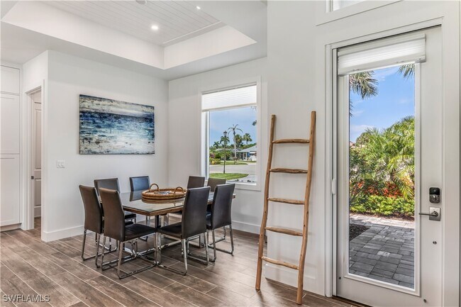 1245 Imperial Dr in Naples, FL - Building Photo - Building Photo