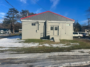 11491 Preston Hwy in Lebanon Junction, KY - Building Photo - Building Photo