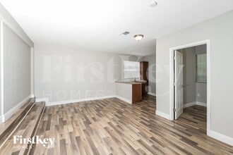 611 Hewett Dr in Orlando, FL - Building Photo - Building Photo
