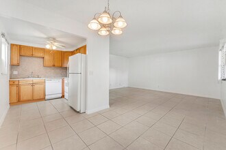 541 Saxony Dr in Delray Beach, FL - Building Photo - Building Photo