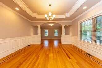 33 Liberty Ave in Lexington, MA - Building Photo - Building Photo