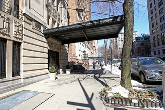601 West End Ave in New York, NY - Foto de edificio - Building Photo