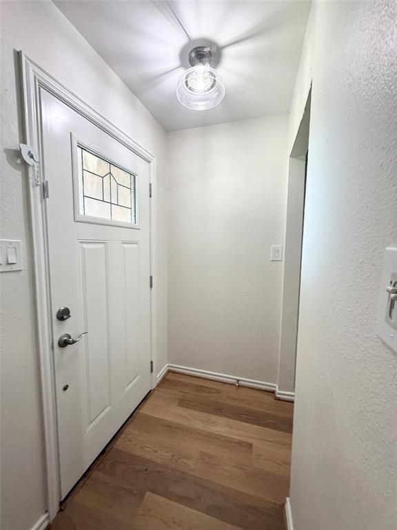 621 E Murray St in Angleton, TX - Building Photo - Building Photo