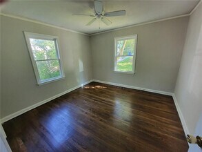 1040 Shepherds Ln NE in Atlanta, GA - Building Photo - Building Photo