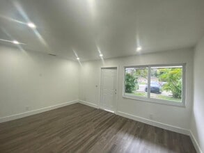 4683 Hairland Dr in West Palm Beach, FL - Building Photo - Building Photo