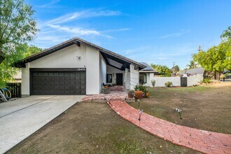 28403 Waring Pl in Agoura Hills, CA - Building Photo - Building Photo