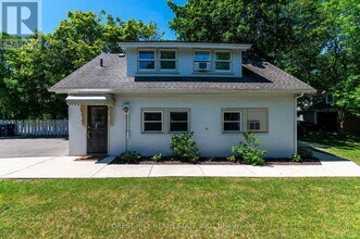 1207 Lorne Park Rd in Mississauga, ON - Building Photo - Building Photo