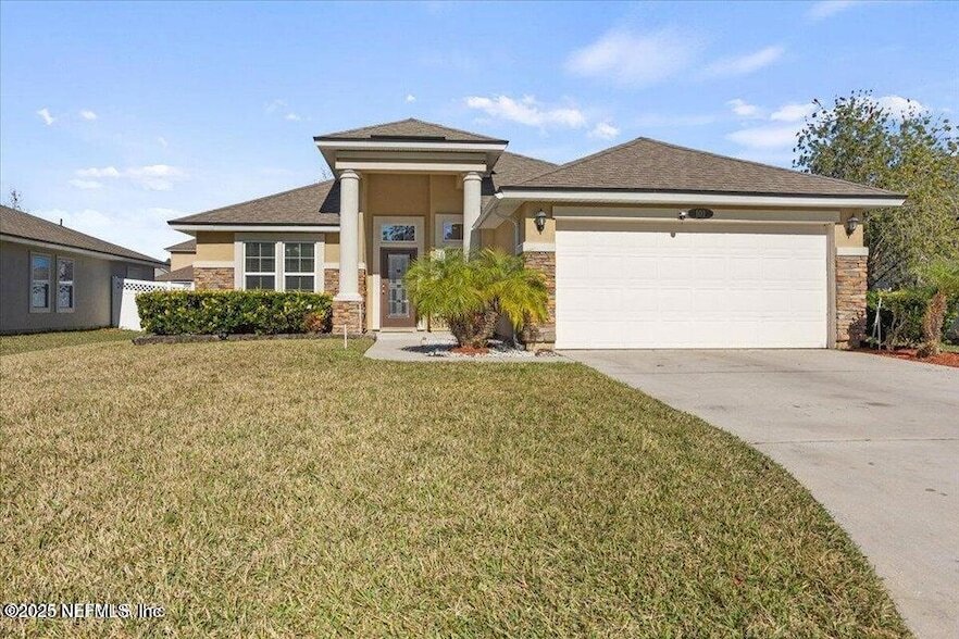 101 Lochnagar Mountain Dr, Unit E-184 in Saint Johns, FL - Building Photo