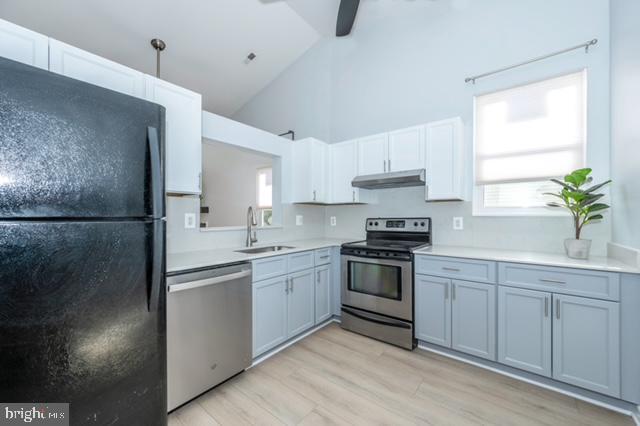 property at 13321 Cloverdale Pl