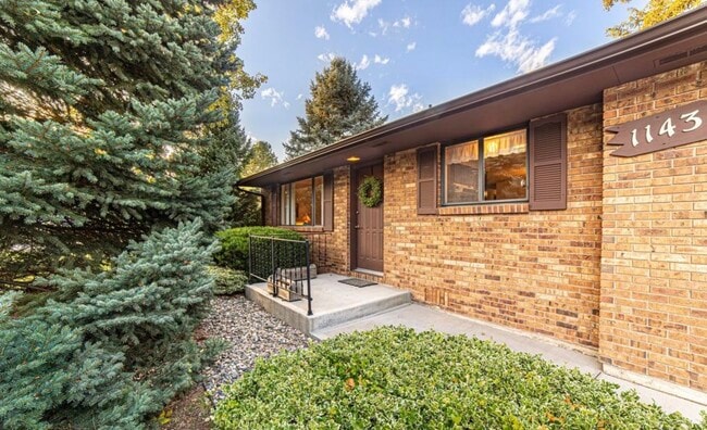 property at 1143 Ulmus Dr