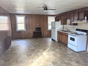 941 Port Carbon St, Unit 5 in Pottsville, PA - Building Photo - Building Photo