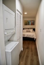 28102 Montereina Dr in Rancho Palos Verdes, CA - Building Photo - Building Photo
