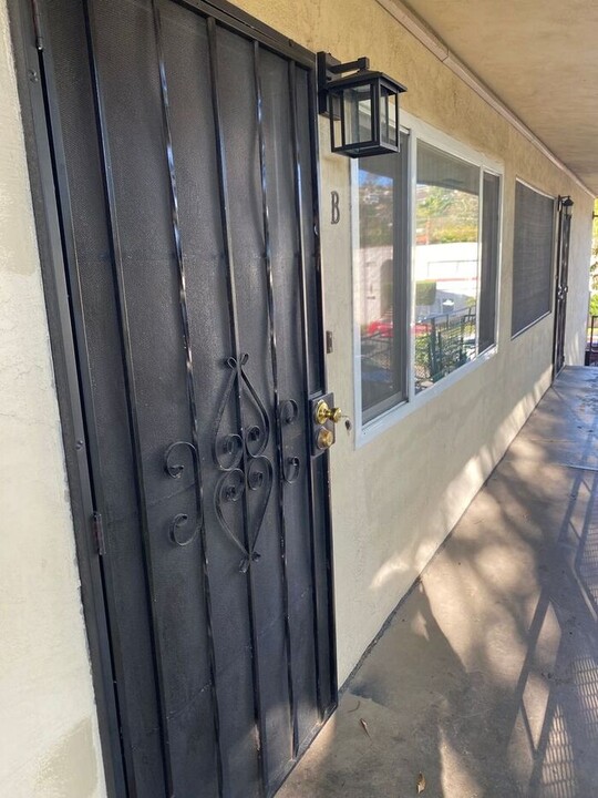 4442 Rosebud Ln in La Mesa, CA - Building Photo