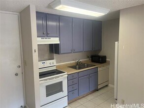 1201 Wilder Ave in Honolulu, HI - Foto de edificio - Building Photo