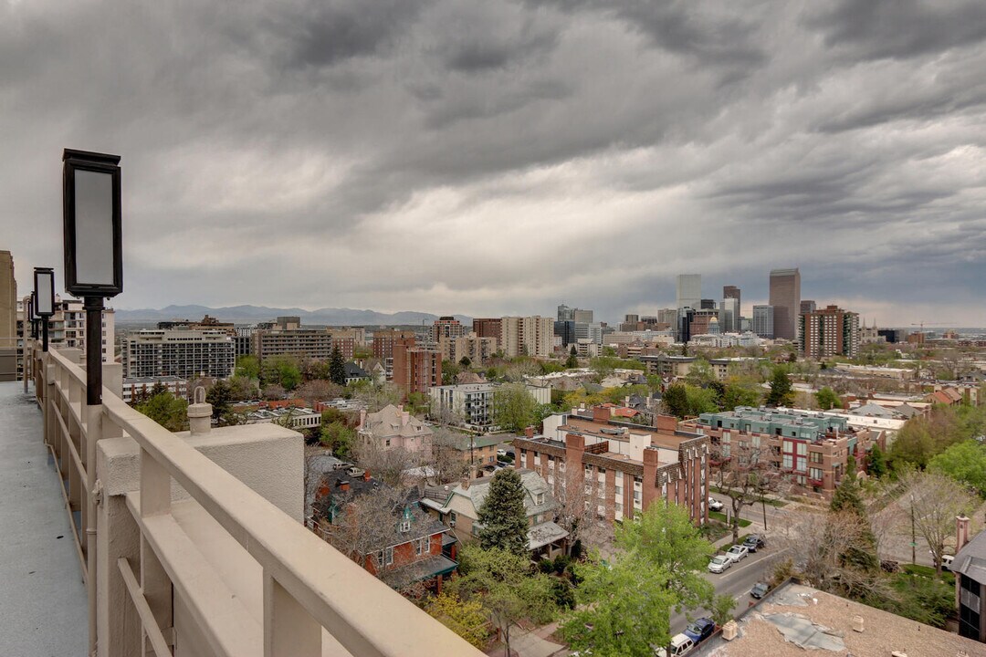 800 N Washington St in Denver, CO - Building Photo