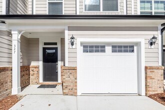 327 Marbella Grove Ct in Durham, NC - Building Photo - Building Photo