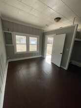 911 N Glenn Ave in Springfield, MO - Building Photo - Building Photo