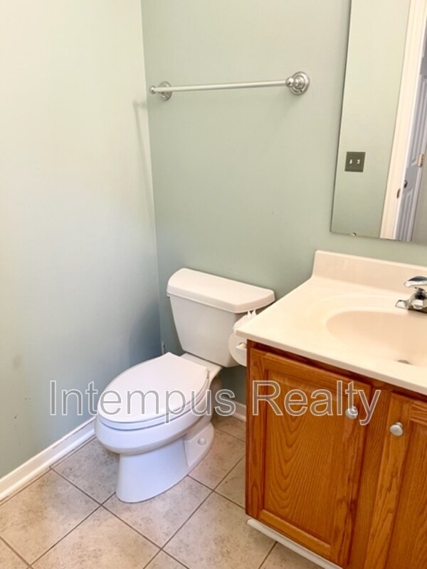 5653 Shiloh Spring Dr in Westerville, OH - Building Photo - Building Photo