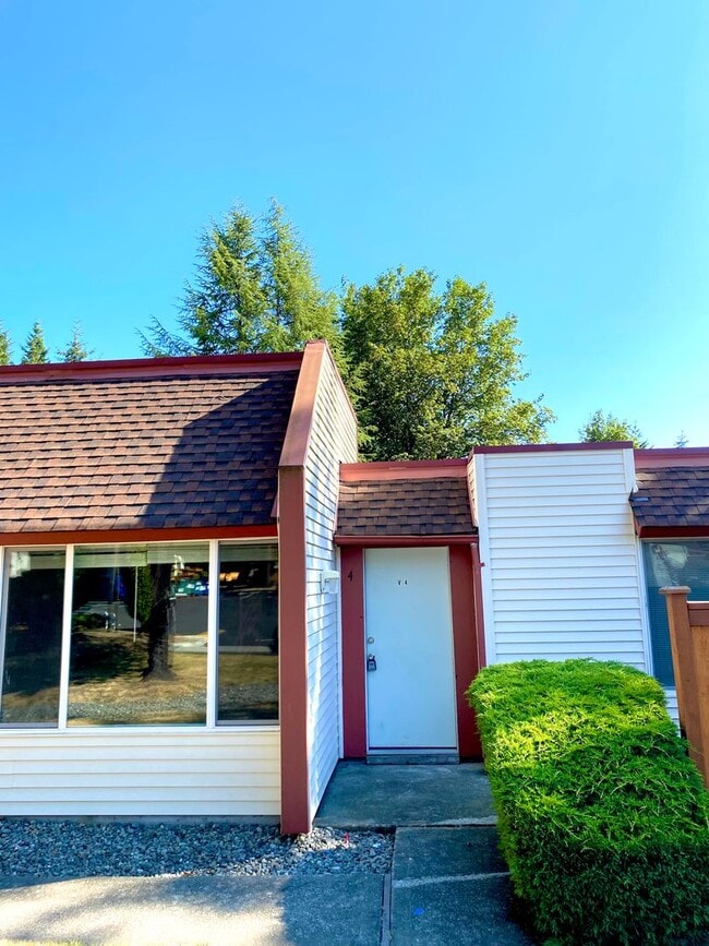 property at 14600 SE 176th St