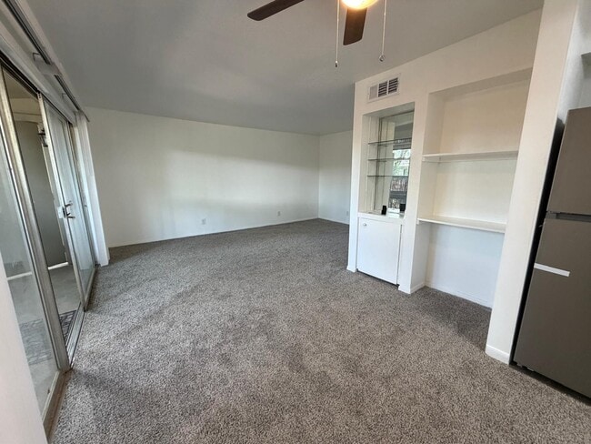 property at 3944 W Alabama St