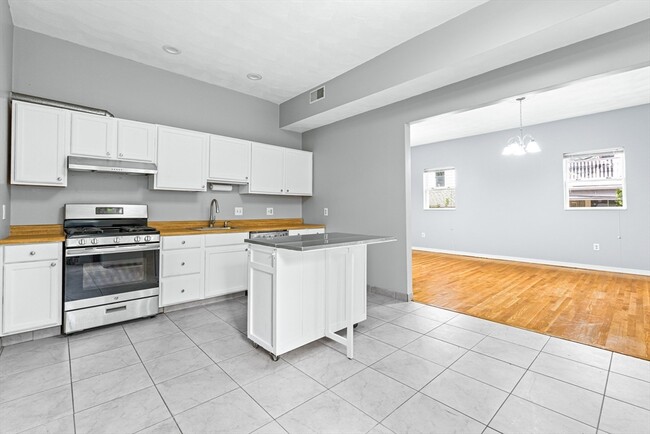 property at 37 Munroe St