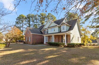 480 Whispering Pines Dr in Spring Lake, NC - Building Photo - Building Photo