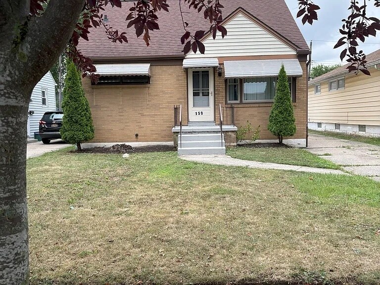 159 Leonore Rd in Buffalo, NY - Building Photo