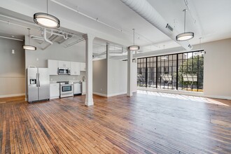 340 Sibley Street Lofts in St. Paul, MN - Building Photo - Building Photo