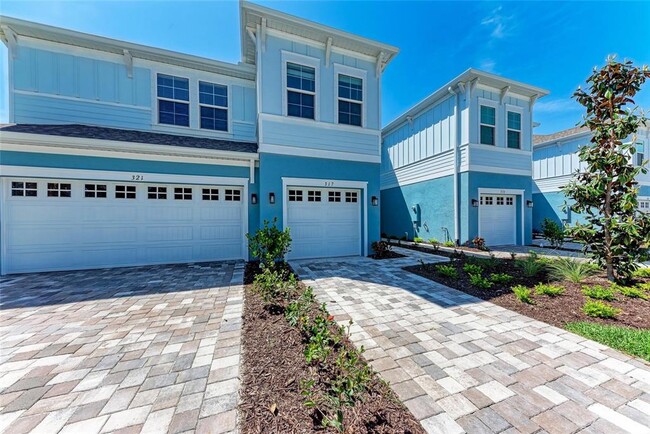 property at 317 Via Tuscany Ave