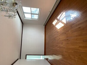 304 Fulton Ave, Unit 1 in Jersey City, NJ - Building Photo - Building Photo