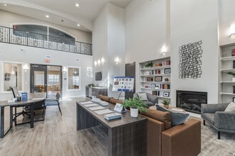 Villas at Echo East in San Antonio, TX - Foto de edificio - Building Photo