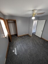 3506 Dodge Ave in Sioux City, IA - Building Photo - Building Photo