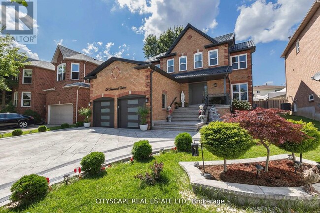 58 Leeward Dr in Brampton, ON - Building Photo - Building Photo