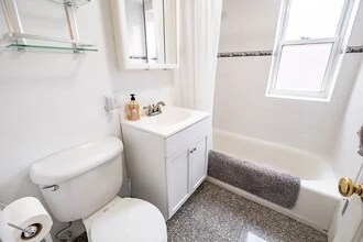 100 Marion St, Unit 31 in Brookline, MA - Building Photo - Building Photo