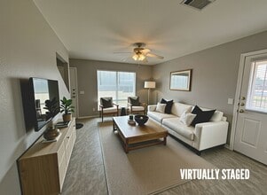 4001 Doraine Ct in Killeen, TX - Foto de edificio - Building Photo